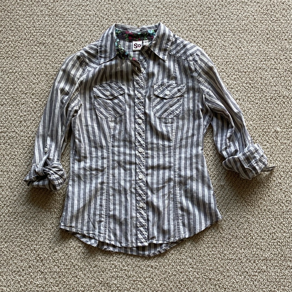 SO Striped Button Down Shirt 100% Cotton Work Top Oxford Fitted Size Small EUC